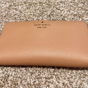 Kate Spade Beige Leather Wallet